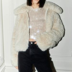 ✨𝐀𝐛𝐞𝐫𝐜𝐫𝐨𝐦𝐛𝐢𝐞 & 𝐅𝐢𝐭𝐜𝐡 𝐅𝐚𝐮𝐱 𝐅𝐮𝐫 𝐂𝐨𝐚𝐭✨